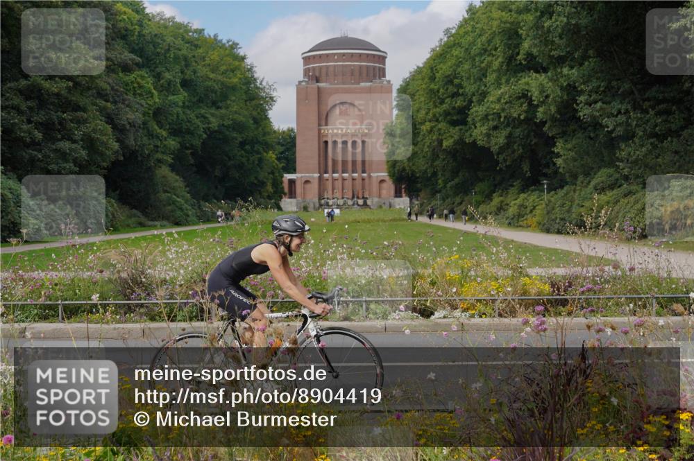 14.09.2025 - Stadtparktriathlon Michael Burmester http://msf.ph/oto/8904419 14.09.2025 11:22:42 Radfahren 857, 862, 870, 875, 892, 921, 957, 958, 998 meine-sportfotos.de