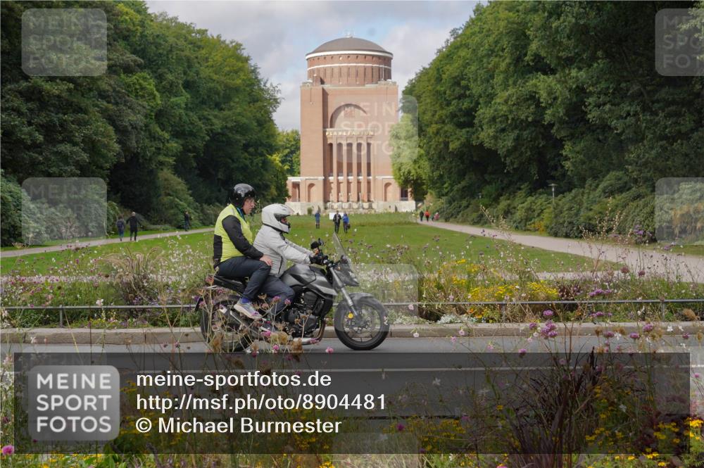 14.09.2025 - Stadtparktriathlon Michael Burmester http://msf.ph/oto/8904481 14.09.2025 11:26:30 Radfahren 846, 902, 926, 931, 934, 935, 976, 993, 1015 meine-sportfotos.de