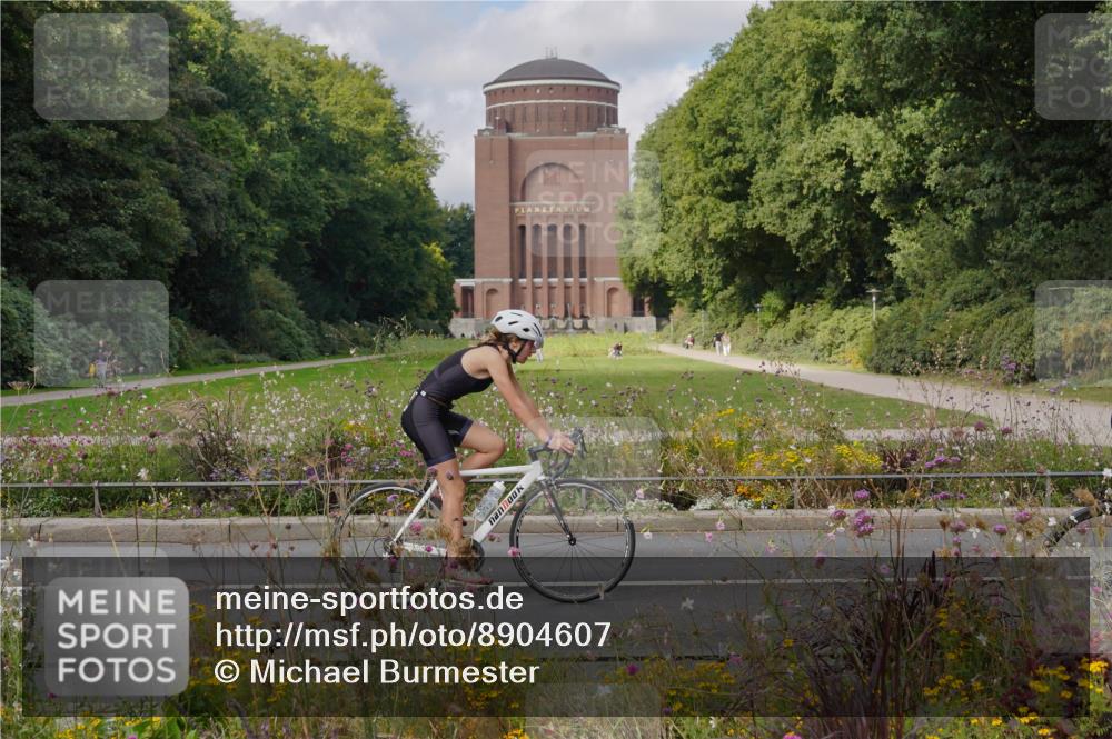 14.09.2025 - Stadtparktriathlon Michael Burmester http://msf.ph/oto/8904607 14.09.2025 11:34:34 Radfahren 902, 926, 969, 993, 1035 meine-sportfotos.de