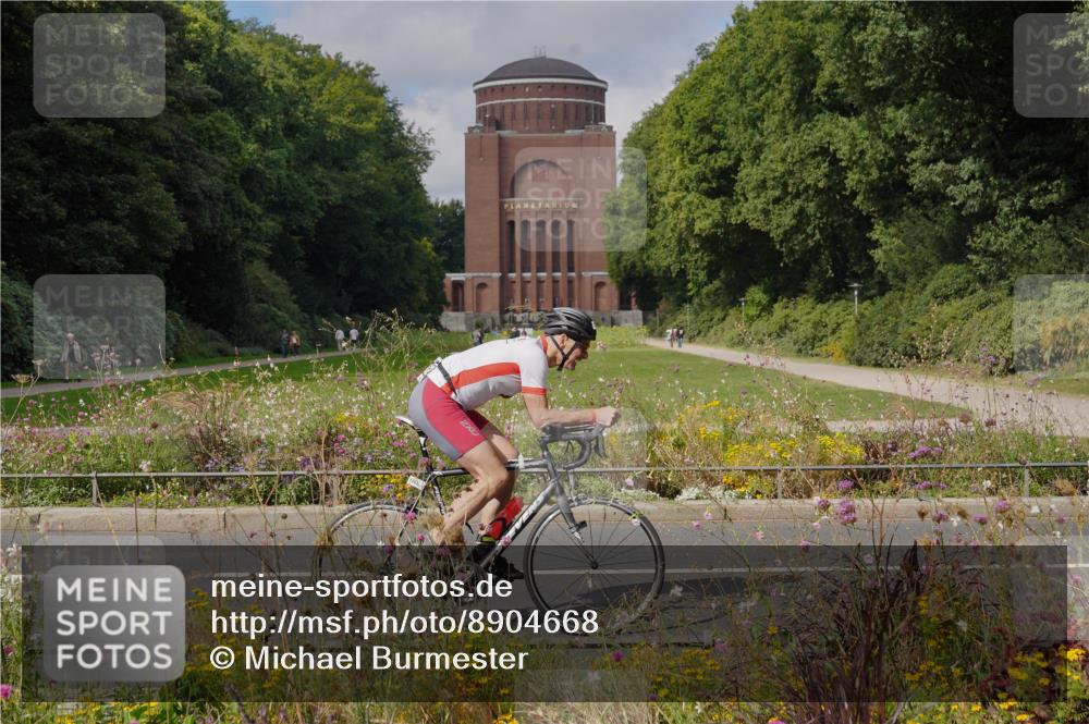 14.09.2025 - Stadtparktriathlon Michael Burmester http://msf.ph/oto/8904668 14.09.2025 11:38:06 Radfahren 891, 1033, 1064, 1065, 1080, 1102 meine-sportfotos.de