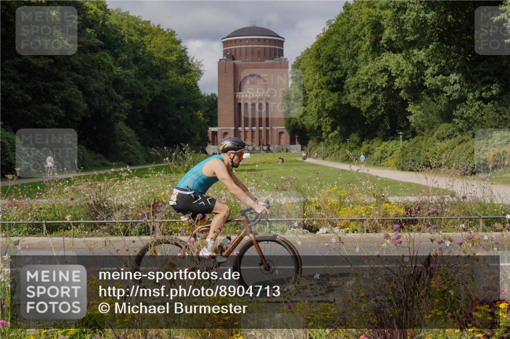 14.09.2025 - Stadtparktriathlon Michael Burmester http://msf.ph/oto/8904713 14.09.2025 11:40:25 Radfahren 968, 1002, 1049, 1069 meine-sportfotos.de