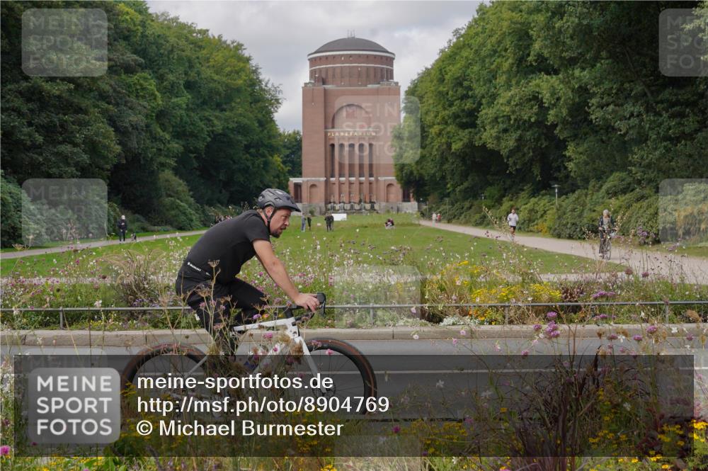 14.09.2025 - Stadtparktriathlon Michael Burmester http://msf.ph/oto/8904769 14.09.2025 11:42:59 Radfahren 789, 824, 941, 976, 990, 1008, 1029, 1055, 1057, 1119 meine-sportfotos.de