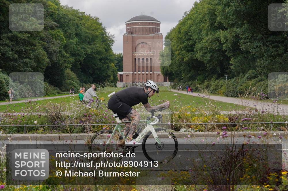 14.09.2025 - Stadtparktriathlon Michael Burmester http://msf.ph/oto/8904913 14.09.2025 11:51:00 Radfahren 926, 936, 980, 1000, 1026, 1027, 1059, 1112 meine-sportfotos.de