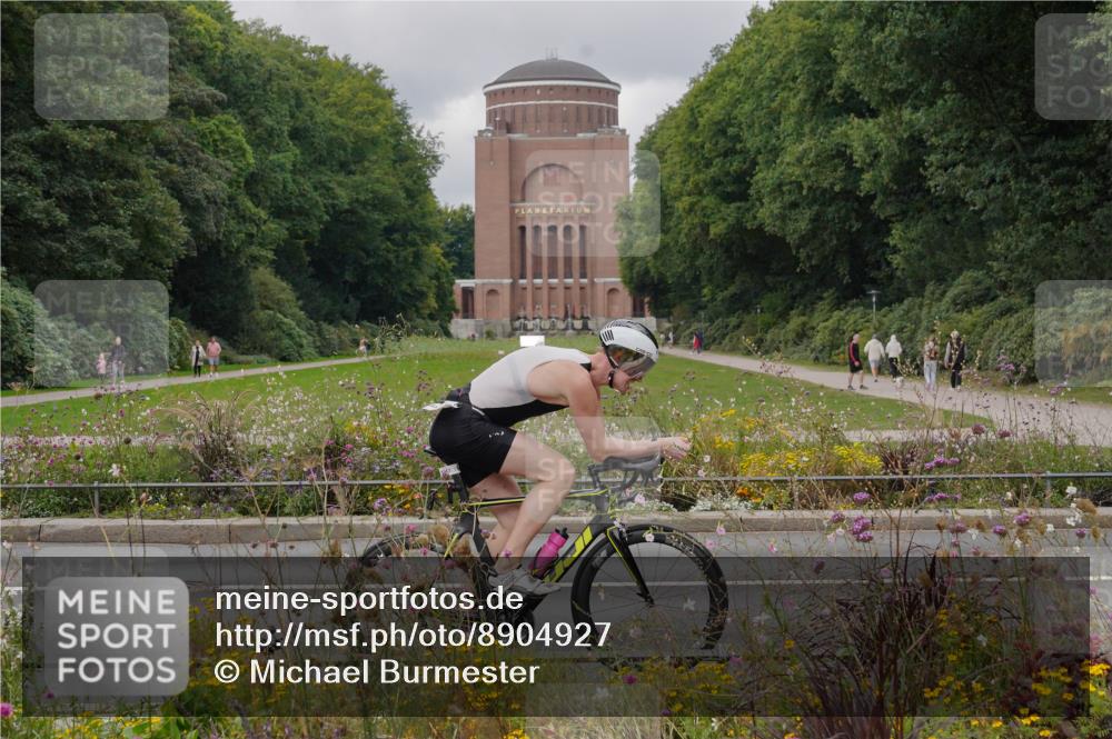 14.09.2025 - Stadtparktriathlon Michael Burmester http://msf.ph/oto/8904927 14.09.2025 11:51:27 Radfahren 994, 1040, 1043, 1057, 1080, 1083 meine-sportfotos.de