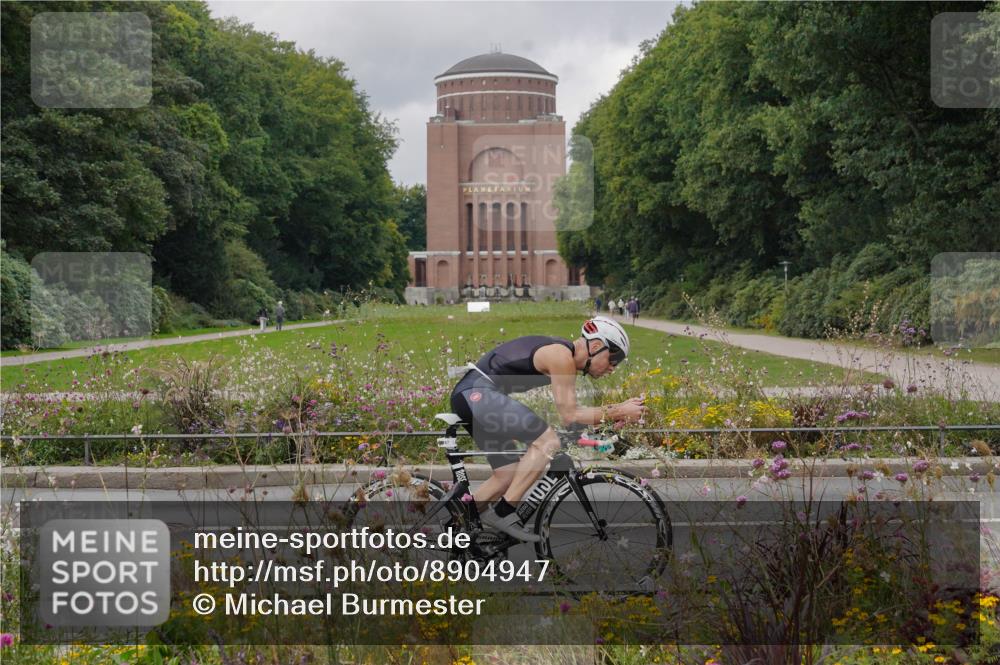 14.09.2025 - Stadtparktriathlon Michael Burmester http://msf.ph/oto/8904947 14.09.2025 11:52:38 Radfahren 938, 1008, 1048, 1054, 1067, 1117 meine-sportfotos.de