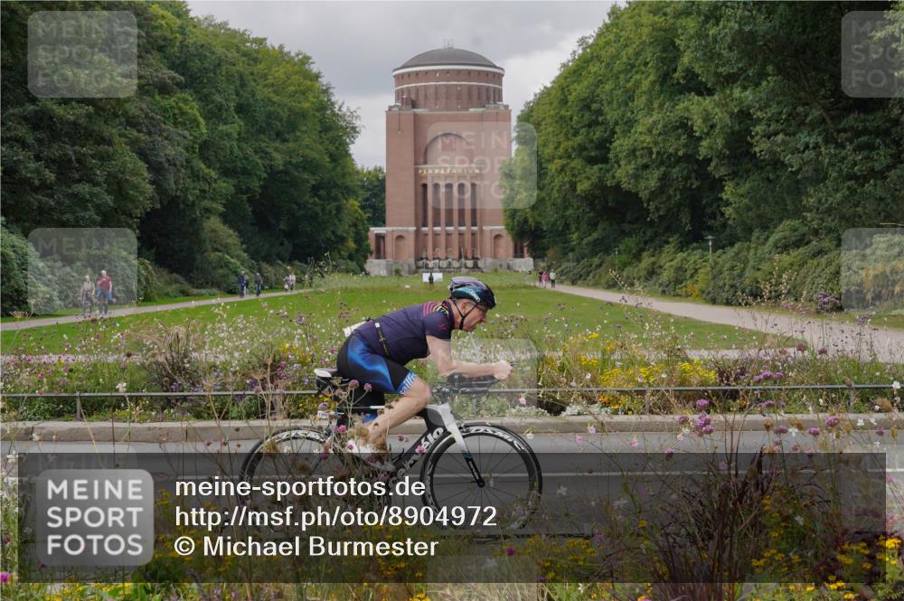 14.09.2025 - Stadtparktriathlon Michael Burmester http://msf.ph/oto/8904972 14.09.2025 11:53:52 Radfahren 995, 1031, 1046, 1069, 1086, 1099 meine-sportfotos.de