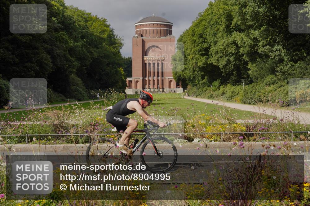 14.09.2025 - Stadtparktriathlon Michael Burmester http://msf.ph/oto/8904995 14.09.2025 11:55:34 Radfahren 955, 1049, 1072, 1091, 1092, 1116, 1164, 1168, 1186 meine-sportfotos.de
