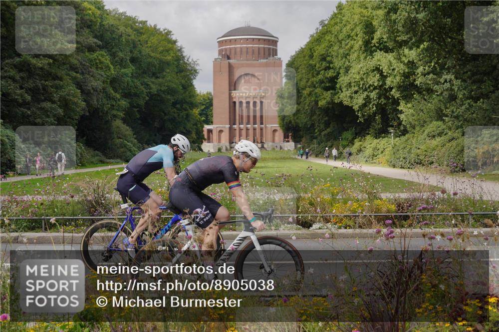 14.09.2025 - Stadtparktriathlon Michael Burmester http://msf.ph/oto/8905038 14.09.2025 11:57:18 Radfahren 952, 1124, 1132, 1147, 1203, 1205, 1211, 1212 meine-sportfotos.de