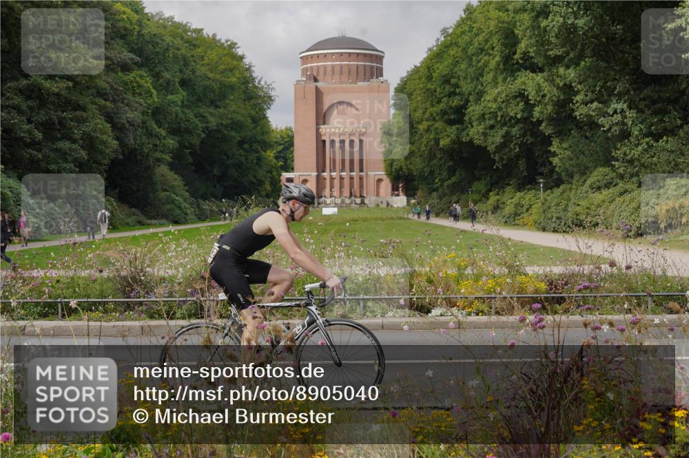 14.09.2025 - Stadtparktriathlon Michael Burmester http://msf.ph/oto/8905040 14.09.2025 11:57:23 Radfahren 1026, 1103, 1124, 1132, 1139, 1147, 1203, 1211, 1212 meine-sportfotos.de