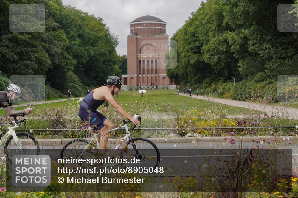 14.09.2025 - Stadtparktriathlon Michael Burmester http://msf.ph/oto/8905048 14.09.2025 11:57:46 Radfahren 966, 1027, 1084, 1109, 1199 meine-sportfotos.de