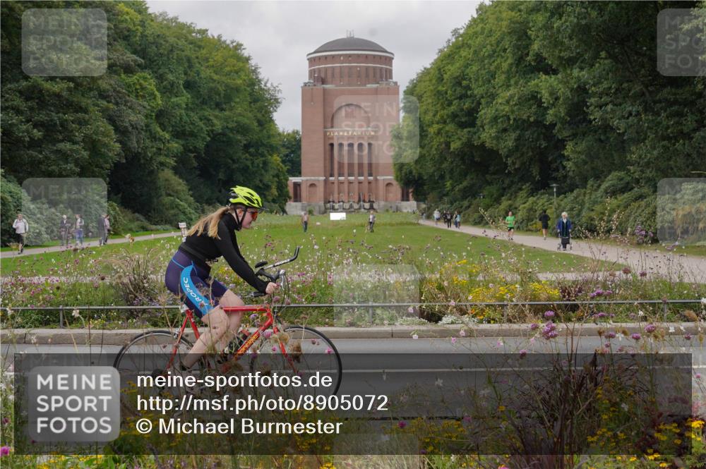 14.09.2025 - Stadtparktriathlon Michael Burmester http://msf.ph/oto/8905072 14.09.2025 11:58:58 Radfahren 1019, 1067, 1068, 1122, 1137, 1150, 1153, 1187 meine-sportfotos.de