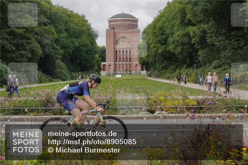 14.09.2025 - Stadtparktriathlon Michael Burmester http://msf.ph/oto/8905085 14.09.2025 11:59:48 Radfahren 936, 980, 1054, 1057, 1107, 1115, 1178, 1202 meine-sportfotos.de