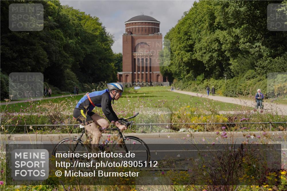 14.09.2025 - Stadtparktriathlon Michael Burmester http://msf.ph/oto/8905112 14.09.2025 12:01:11 Radfahren 1039, 1041, 1060, 1099, 1176, 1188, 1209 meine-sportfotos.de