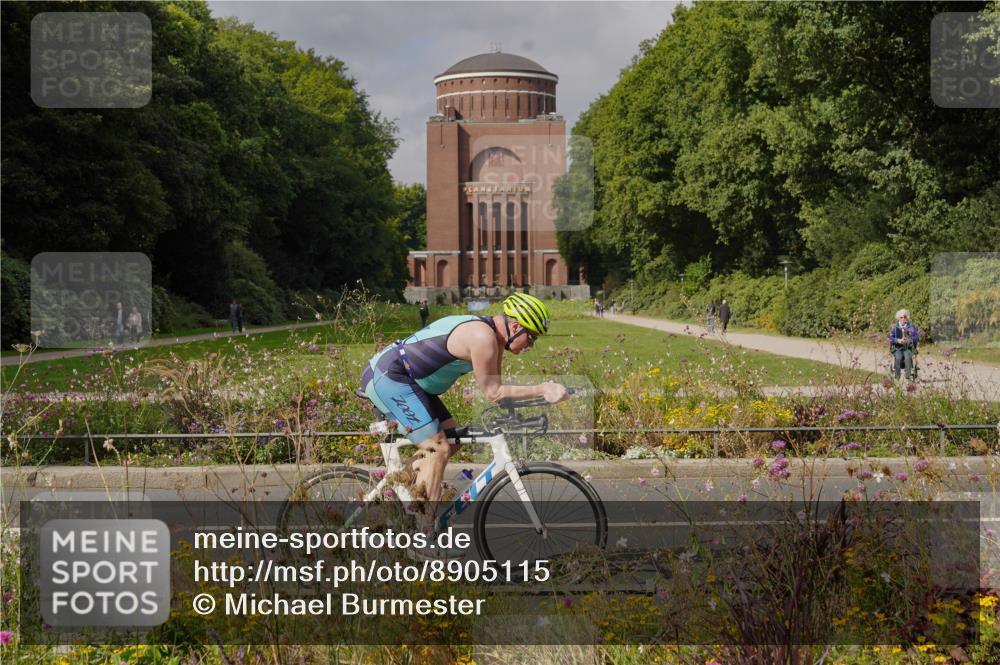 14.09.2025 - Stadtparktriathlon Michael Burmester http://msf.ph/oto/8905115 14.09.2025 12:01:19 Radfahren 1005, 1041, 1046, 1058, 1060, 1086, 1099, 1185 meine-sportfotos.de