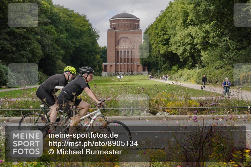 14.09.2025 - Stadtparktriathlon Michael Burmester http://msf.ph/oto/8905134 14.09.2025 12:02:01 Radfahren 1025, 1072, 1092, 1096, 1120, 1148, 1149, 1152, 1162, 1168, 1169, 1218 meine-sportfotos.de