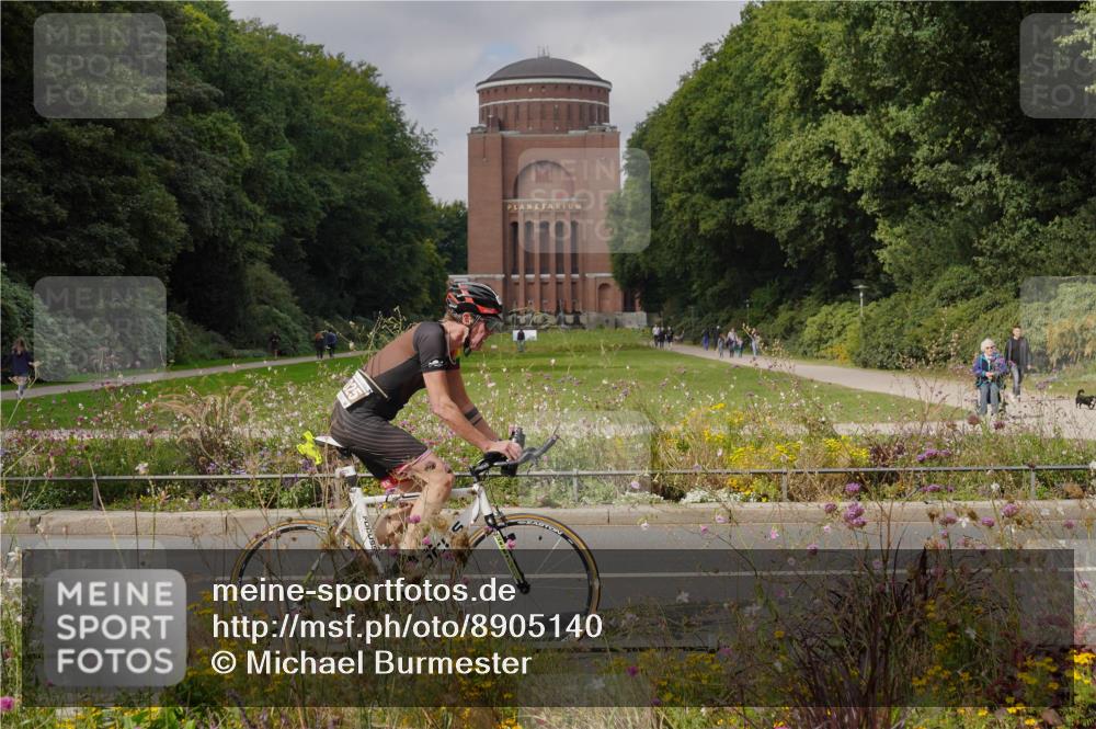 14.09.2025 - Stadtparktriathlon Michael Burmester http://msf.ph/oto/8905140 14.09.2025 12:02:10 Radfahren 1025, 1072, 1094, 1096, 1120, 1141, 1148, 1174, 1186 meine-sportfotos.de