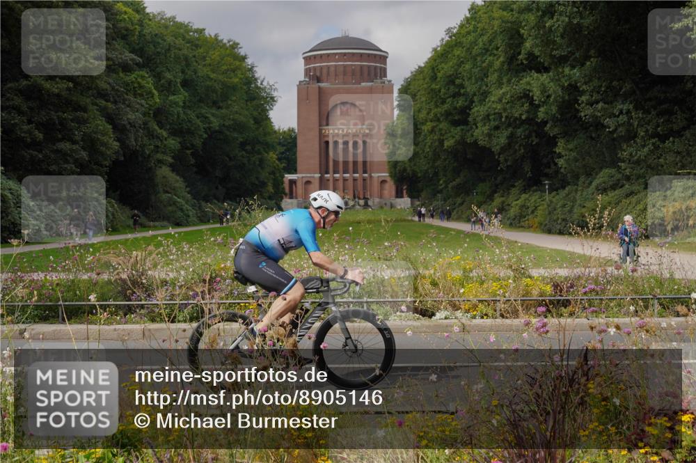 14.09.2025 - Stadtparktriathlon Michael Burmester http://msf.ph/oto/8905146 14.09.2025 12:02:20 Radfahren 1008, 1141, 1164, 1174, 1186, 1194 meine-sportfotos.de