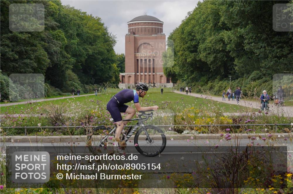 14.09.2025 - Stadtparktriathlon Michael Burmester http://msf.ph/oto/8905154 14.09.2025 12:02:47 Radfahren 1055, 1065, 1076, 1113, 1163 meine-sportfotos.de