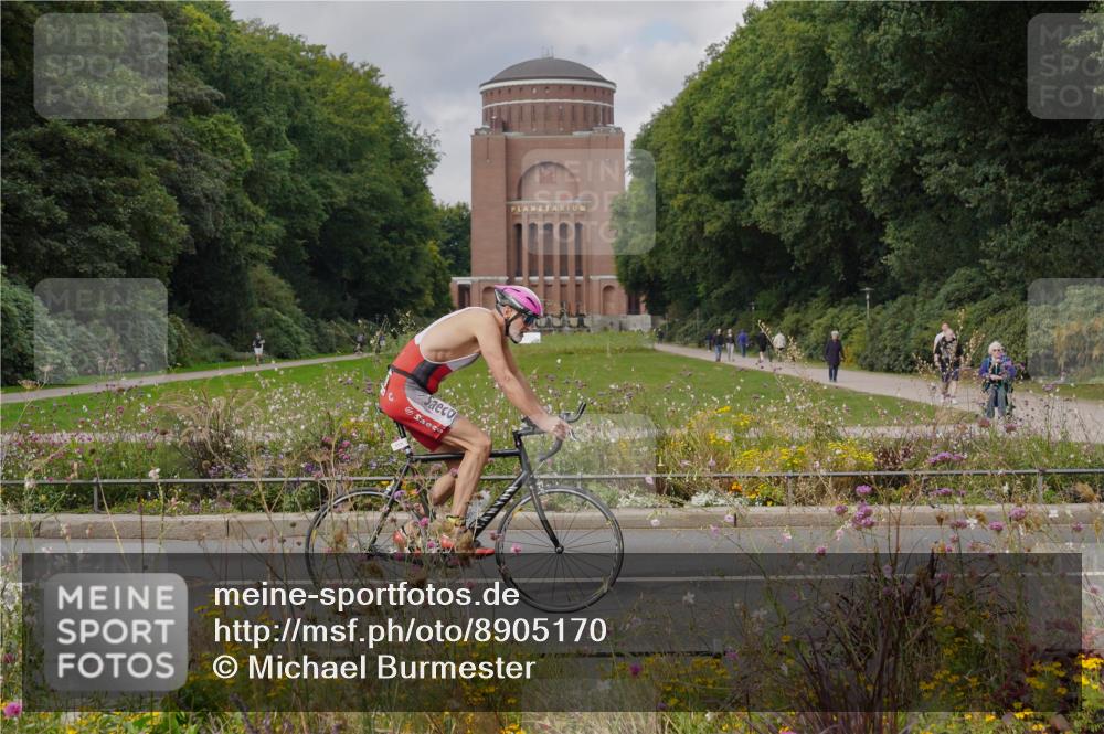 14.09.2025 - Stadtparktriathlon Michael Burmester http://msf.ph/oto/8905170 14.09.2025 12:03:44 Radfahren 1017, 1022, 1129, 1133, 1142, 1170, 1203, 1204, 1211 meine-sportfotos.de