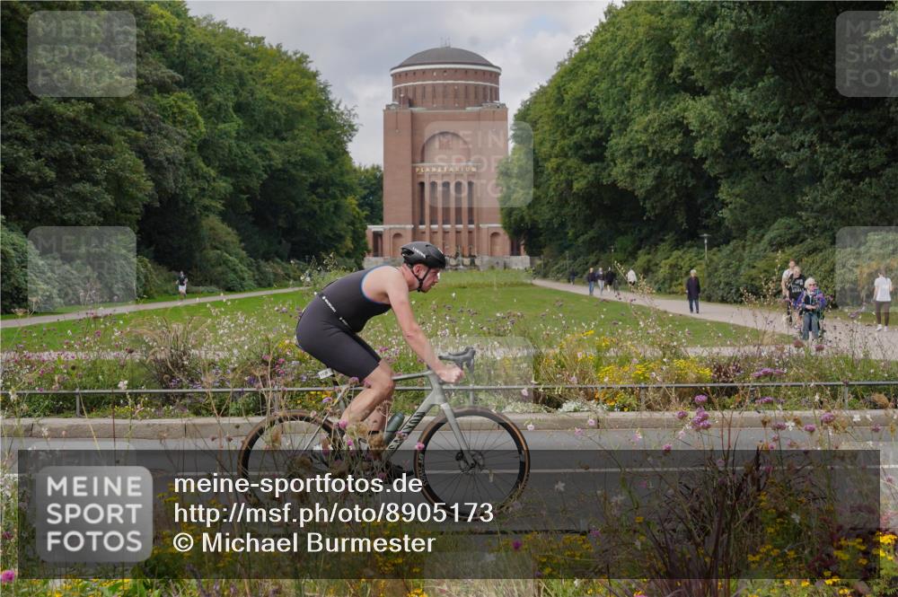 14.09.2025 - Stadtparktriathlon Michael Burmester http://msf.ph/oto/8905173 14.09.2025 12:03:47 Radfahren 1017, 1129, 1133, 1142, 1144, 1170, 1203, 1204, 1205, 1211 meine-sportfotos.de