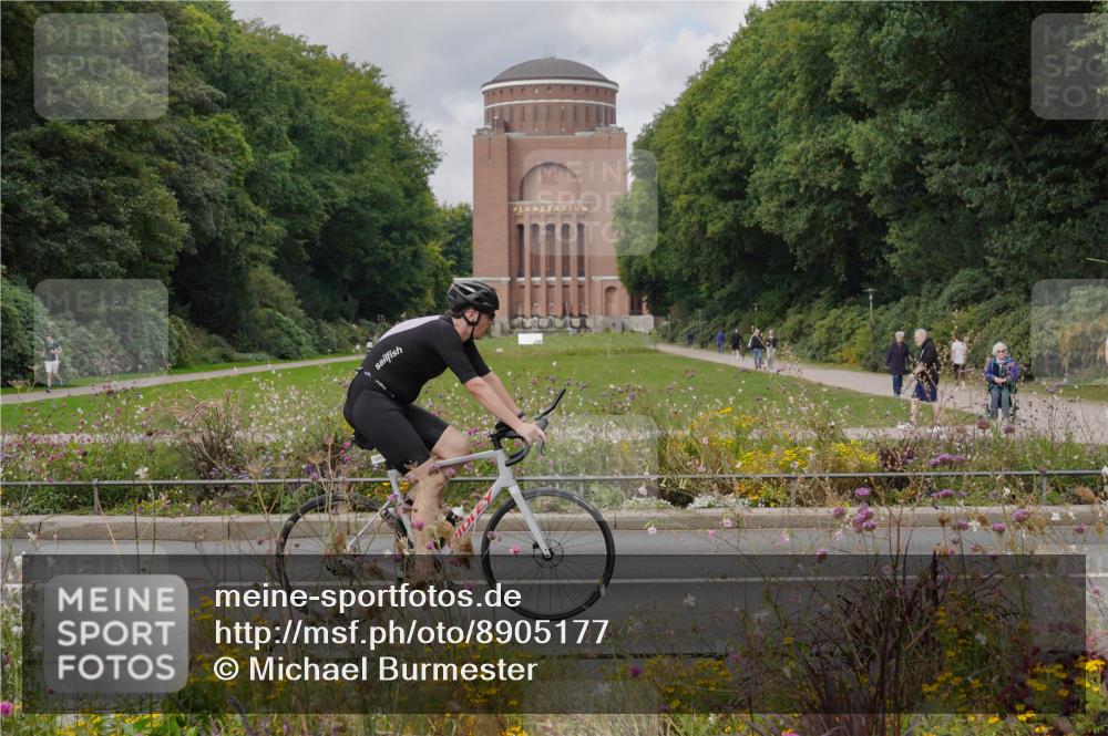 14.09.2025 - Stadtparktriathlon Michael Burmester http://msf.ph/oto/8905177 14.09.2025 12:03:56 Radfahren 1089, 1144, 1205 meine-sportfotos.de