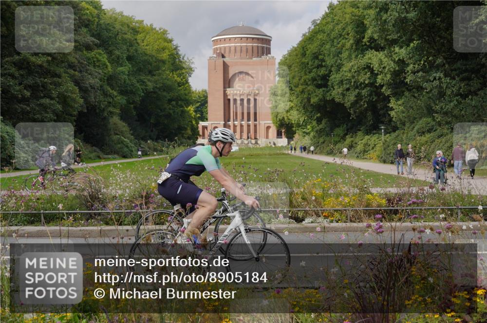 14.09.2025 - Stadtparktriathlon Michael Burmester http://msf.ph/oto/8905184 14.09.2025 12:04:26 Radfahren 1027, 1132, 1139, 1146, 1189, 1212 meine-sportfotos.de