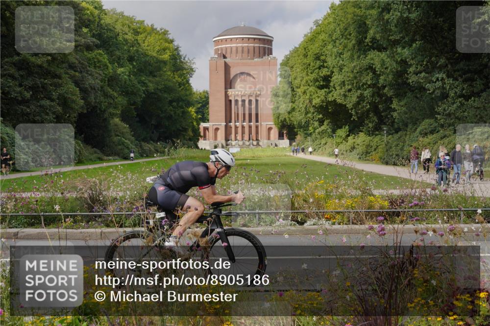 14.09.2025 - Stadtparktriathlon Michael Burmester http://msf.ph/oto/8905186 14.09.2025 12:04:34 Radfahren 1027, 1053, 1081, 1123, 1146, 1183, 1214 meine-sportfotos.de