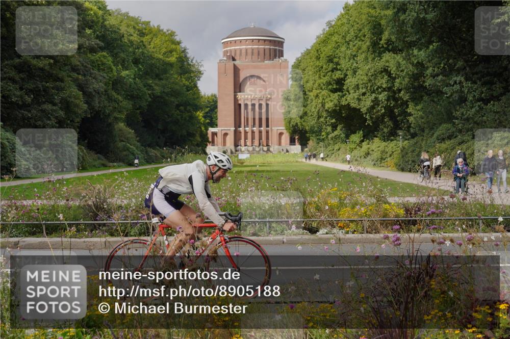 14.09.2025 - Stadtparktriathlon Michael Burmester http://msf.ph/oto/8905188 14.09.2025 12:04:36 Radfahren 1027, 1050, 1053, 1081, 1123, 1145, 1146, 1183, 1214 meine-sportfotos.de