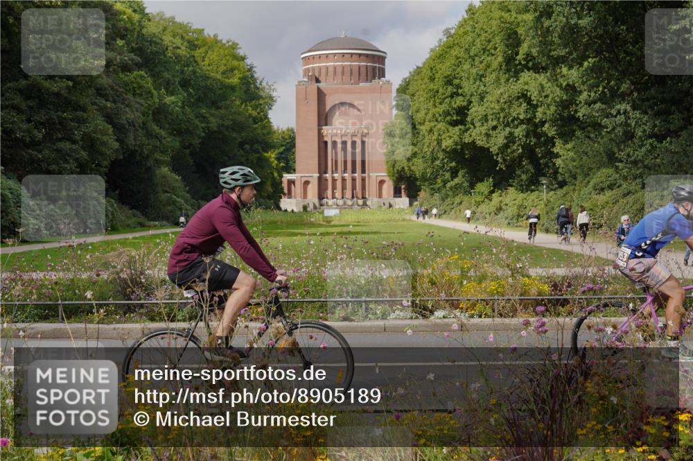 14.09.2025 - Stadtparktriathlon Michael Burmester http://msf.ph/oto/8905189 14.09.2025 12:04:37 Radfahren 1027, 1050, 1053, 1081, 1123, 1145, 1146, 1183, 1214 meine-sportfotos.de