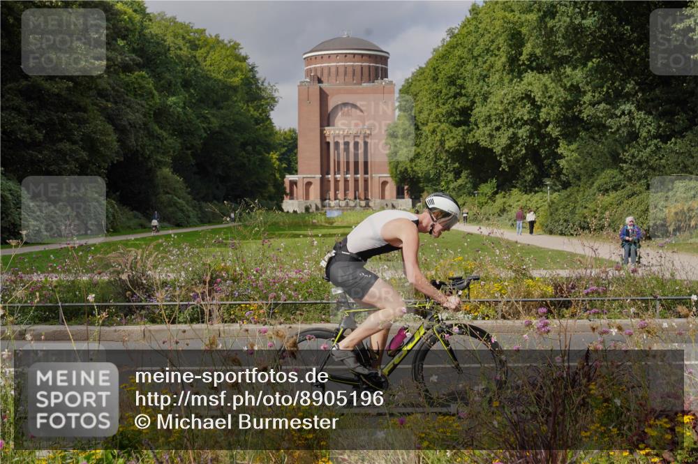 14.09.2025 - Stadtparktriathlon Michael Burmester http://msf.ph/oto/8905196 14.09.2025 12:04:52 Radfahren 1043, 1075, 1080, 1103, 1109, 1147 meine-sportfotos.de