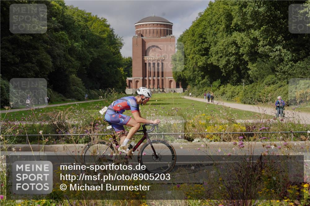 14.09.2025 - Stadtparktriathlon Michael Burmester http://msf.ph/oto/8905203 14.09.2025 12:05:19 Radfahren 1040, 1083, 1143, 1155, 1159, 1160 meine-sportfotos.de