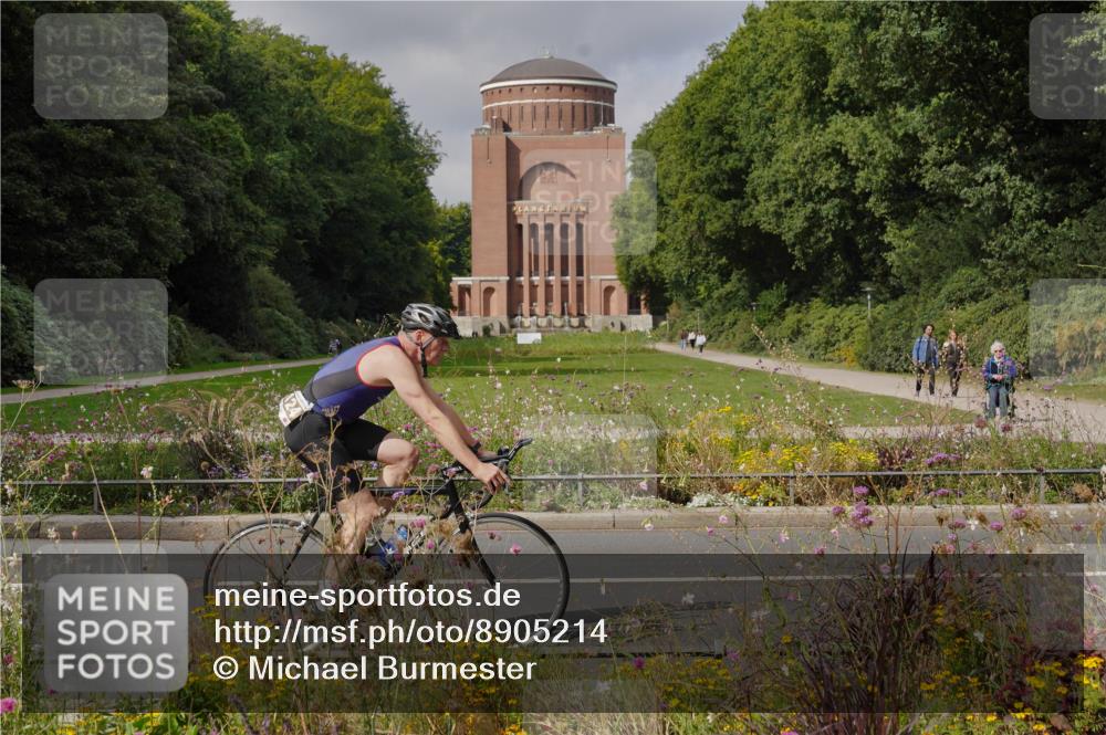 14.09.2025 - Stadtparktriathlon Michael Burmester http://msf.ph/oto/8905214 14.09.2025 12:05:51 Radfahren 1097, 1124, 1125, 1128, 1151, 1171, 1178, 1199, 1213 meine-sportfotos.de
