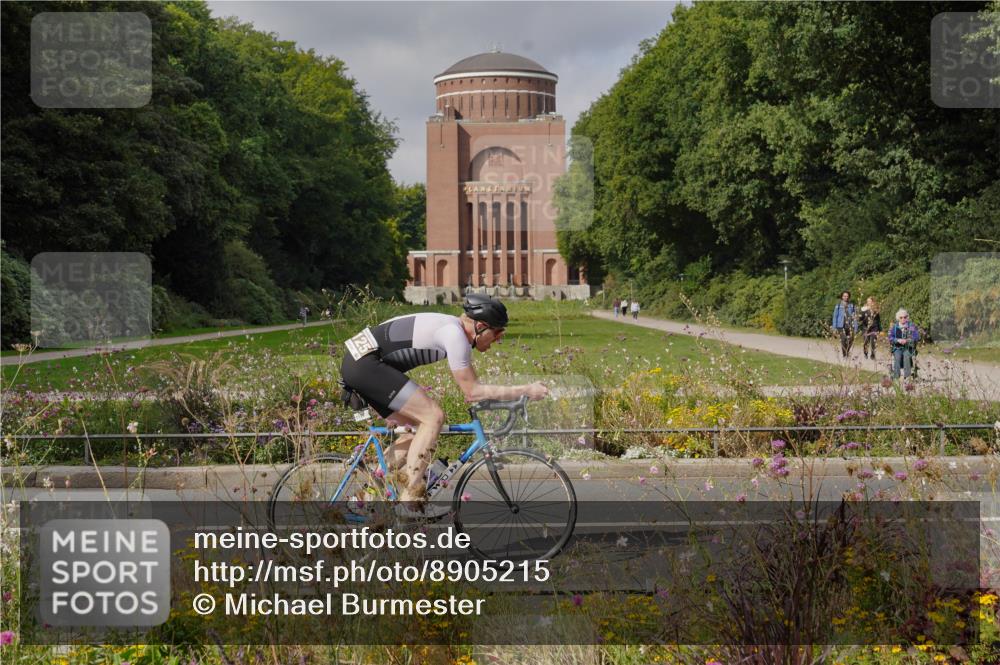 14.09.2025 - Stadtparktriathlon Michael Burmester http://msf.ph/oto/8905215 14.09.2025 12:05:51 Radfahren 1097, 1124, 1125, 1128, 1151, 1171, 1178, 1199, 1213 meine-sportfotos.de