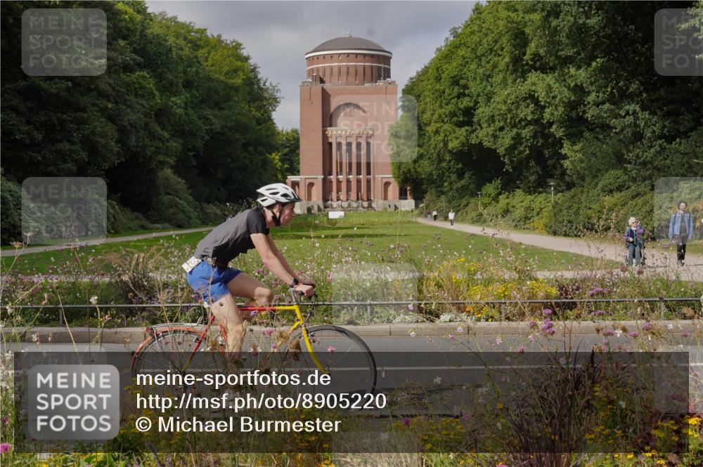 14.09.2025 - Stadtparktriathlon Michael Burmester http://msf.ph/oto/8905220 14.09.2025 12:05:59 Radfahren 1078, 1097, 1171, 1178, 1199, 1213 meine-sportfotos.de