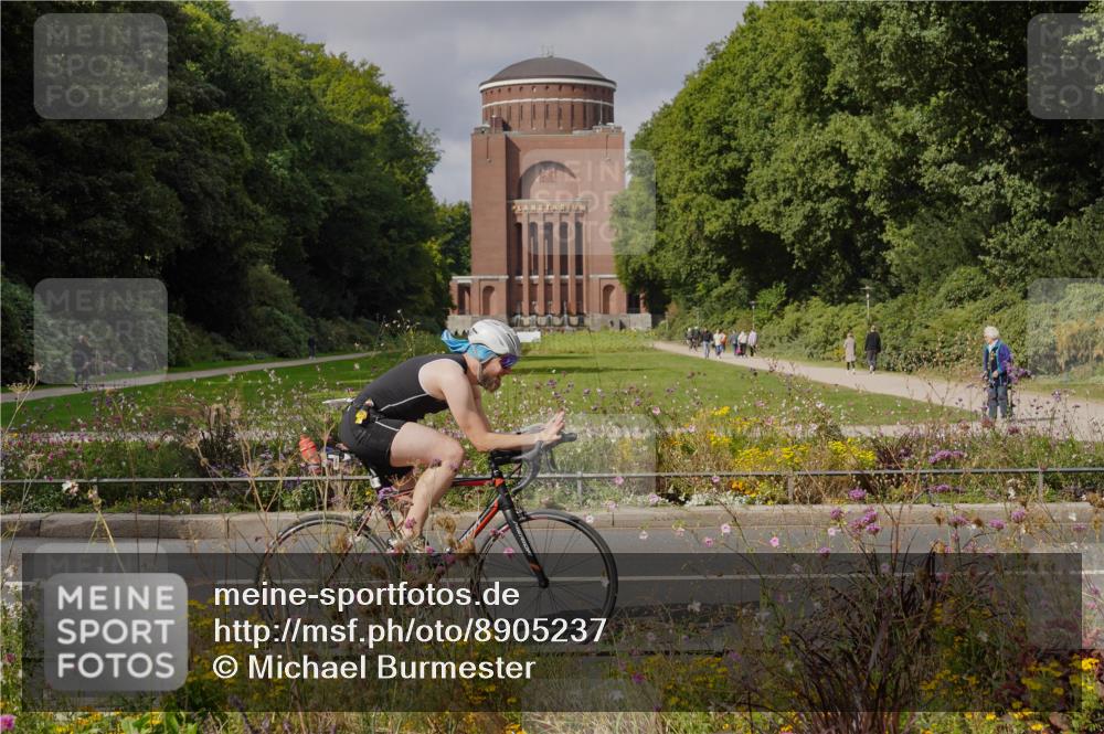 14.09.2025 - Stadtparktriathlon Michael Burmester http://msf.ph/oto/8905237 14.09.2025 12:07:25 Radfahren 1068, 1107, 1193 meine-sportfotos.de