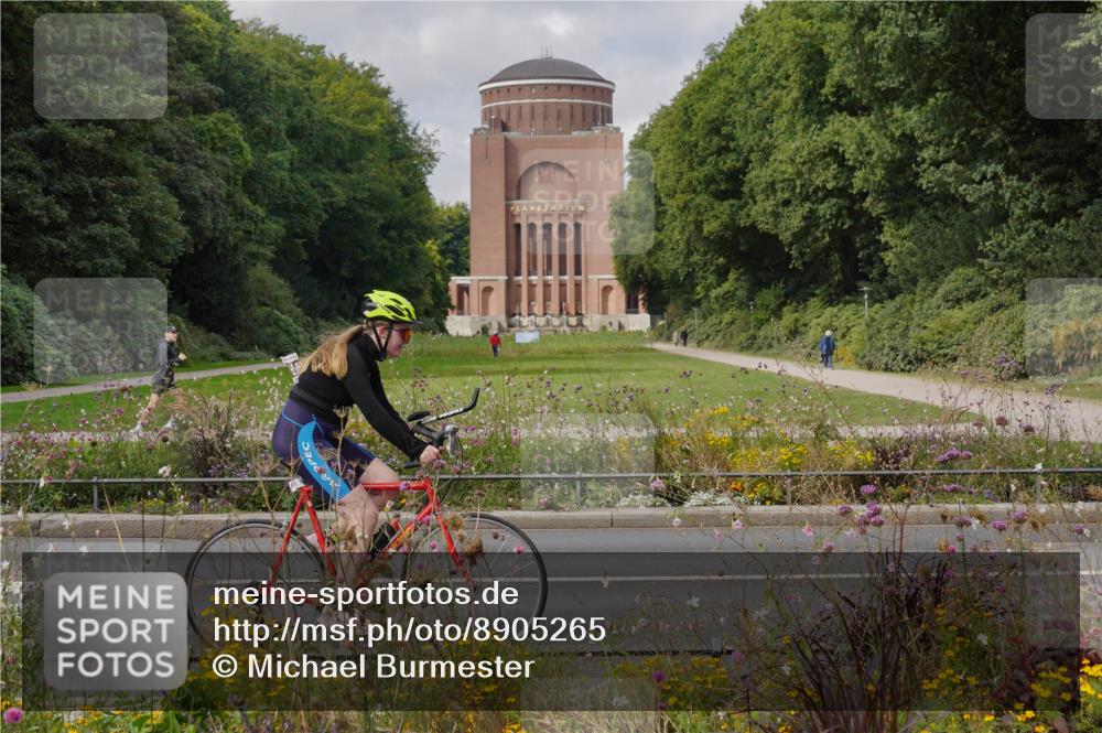 14.09.2025 - Stadtparktriathlon Michael Burmester http://msf.ph/oto/8905265 14.09.2025 12:08:44 Radfahren 1019, 1039, 1058, 1086, 1164, 1186, 1210 meine-sportfotos.de