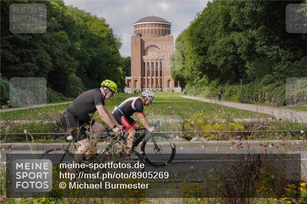 14.09.2025 - Stadtparktriathlon Michael Burmester http://msf.ph/oto/8905269 14.09.2025 12:09:01 Radfahren 1046, 1087, 1152, 1194 meine-sportfotos.de