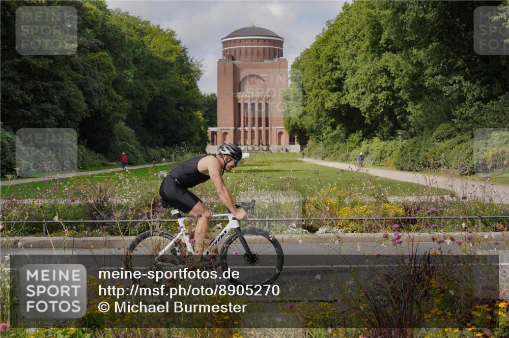 14.09.2025 - Stadtparktriathlon Michael Burmester http://msf.ph/oto/8905270 14.09.2025 12:09:05 Radfahren 1046, 1087, 1152, 1194 meine-sportfotos.de