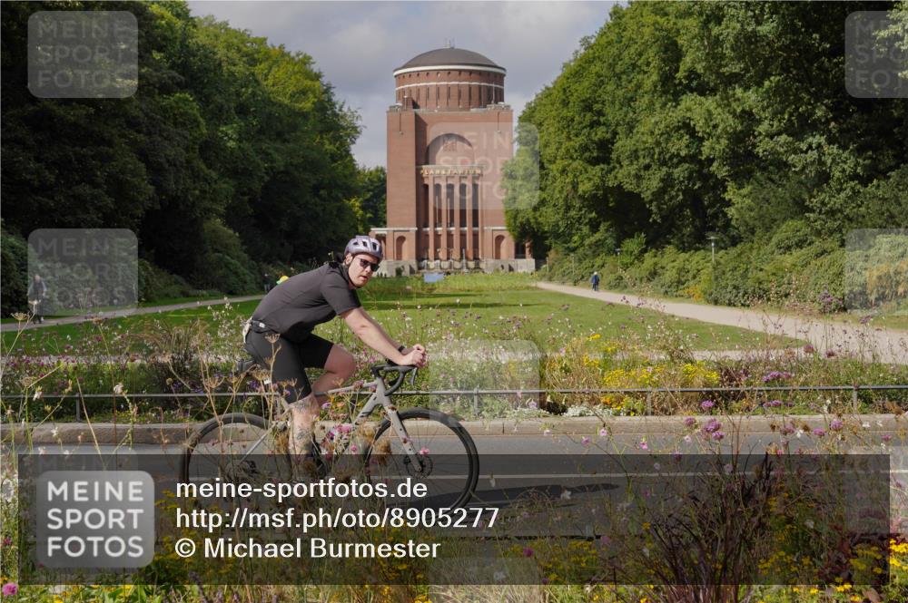14.09.2025 - Stadtparktriathlon Michael Burmester http://msf.ph/oto/8905277 14.09.2025 12:09:45 Radfahren 1025, 1096, 1119, 1120, 1126, 1148, 1167 meine-sportfotos.de