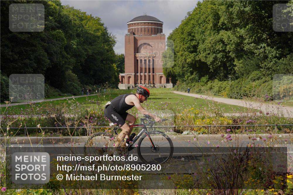 14.09.2025 - Stadtparktriathlon Michael Burmester http://msf.ph/oto/8905280 14.09.2025 12:09:56 Radfahren 1116, 1126, 1149, 1173, 1176 meine-sportfotos.de