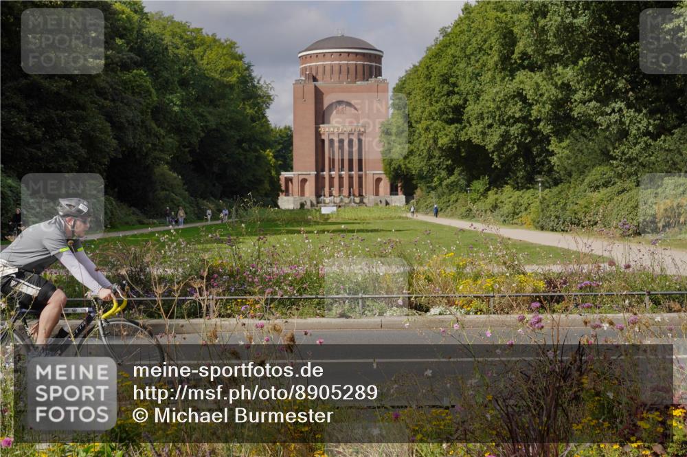 14.09.2025 - Stadtparktriathlon Michael Burmester http://msf.ph/oto/8905289 14.09.2025 12:10:18 Radfahren 1065, 1085, 1095, 1110, 1129, 1141, 1163, 1203, 1211, 1218 meine-sportfotos.de