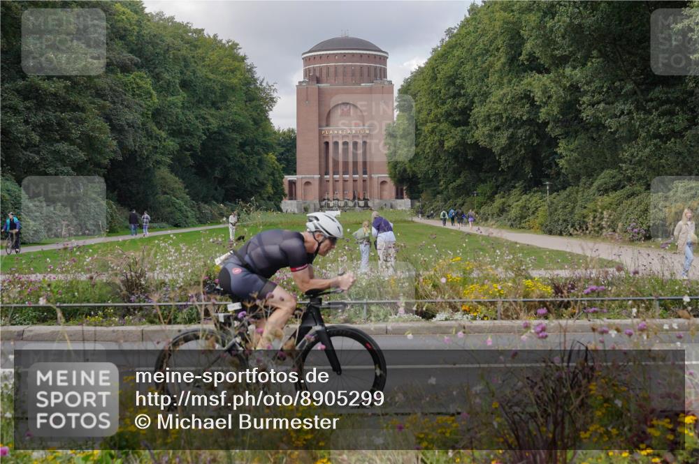 14.09.2025 - Stadtparktriathlon Michael Burmester http://msf.ph/oto/8905299 14.09.2025 12:12:10 Radfahren 1125, 1142, 1146, 1178 meine-sportfotos.de