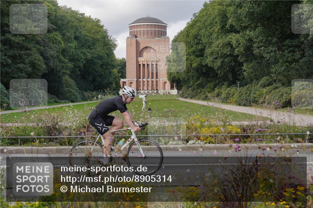 14.09.2025 - Stadtparktriathlon Michael Burmester http://msf.ph/oto/8905314 14.09.2025 12:13:21 Radfahren 1061, 1134, 1137, 1145, 1159 meine-sportfotos.de