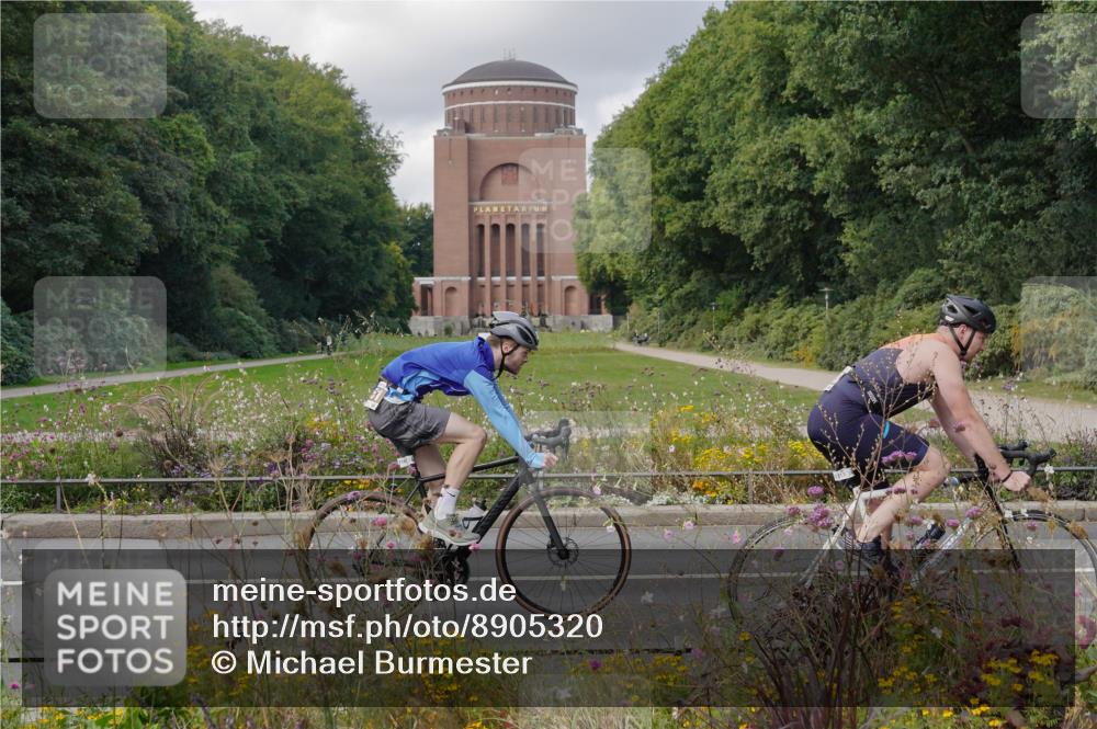 14.09.2025 - Stadtparktriathlon Michael Burmester http://msf.ph/oto/8905320 14.09.2025 12:13:43 Radfahren 1084, 1151, 1213 meine-sportfotos.de