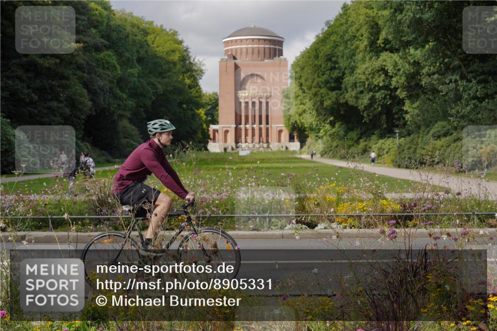 14.09.2025 - Stadtparktriathlon Michael Burmester http://msf.ph/oto/8905331 14.09.2025 12:15:12 Radfahren 1029, 1081, 1162, 1184, 1186, 1192 meine-sportfotos.de