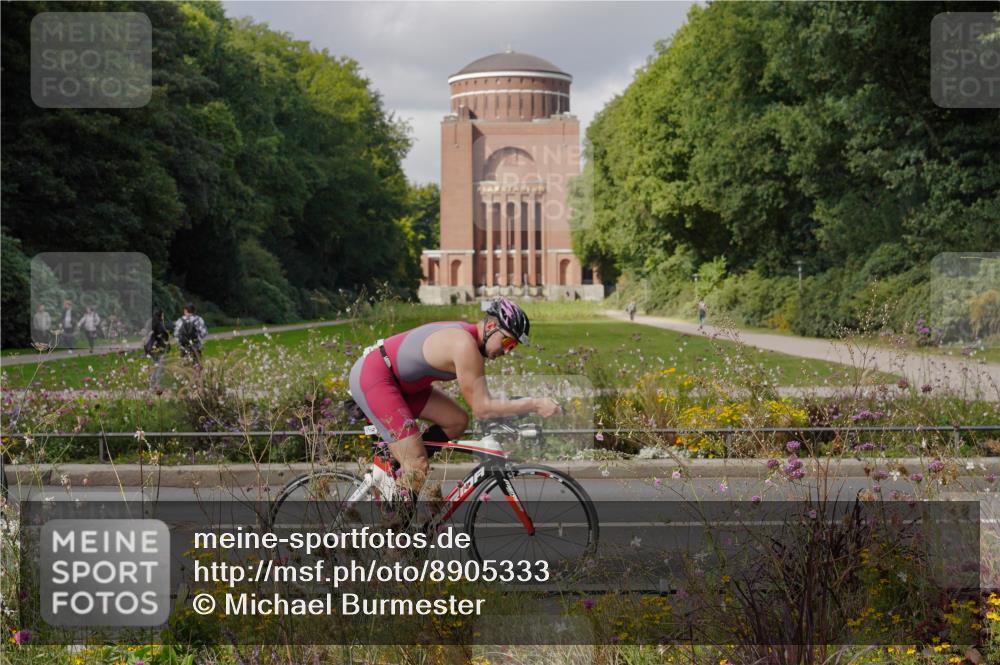 14.09.2025 - Stadtparktriathlon Michael Burmester http://msf.ph/oto/8905333 14.09.2025 12:15:21 Radfahren 1162, 1186, 1192, 1292, 1294 meine-sportfotos.de