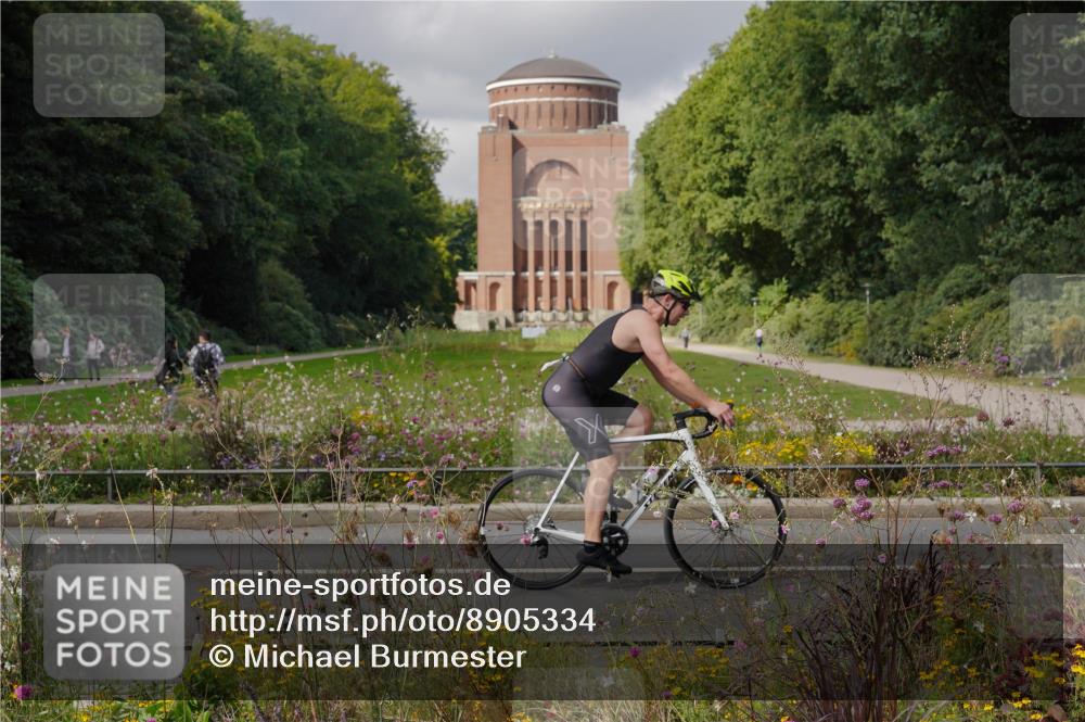 14.09.2025 - Stadtparktriathlon Michael Burmester http://msf.ph/oto/8905334 14.09.2025 12:15:21 Radfahren 1162, 1186, 1192, 1292, 1294 meine-sportfotos.de