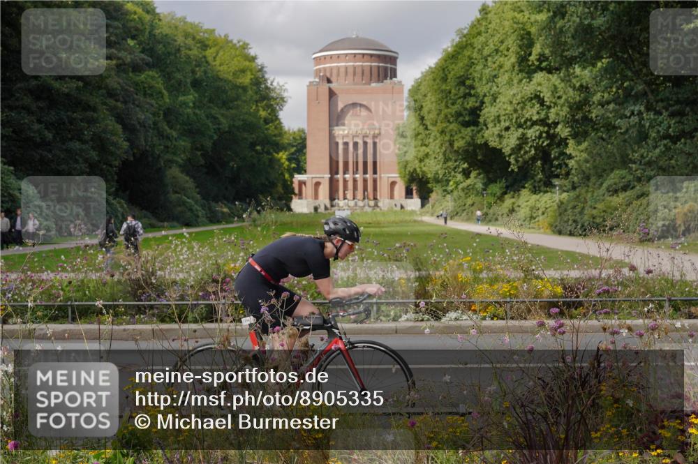 14.09.2025 - Stadtparktriathlon Michael Burmester http://msf.ph/oto/8905335 14.09.2025 12:15:24 Radfahren 1066, 1162, 1186, 1292, 1294, 1298 meine-sportfotos.de