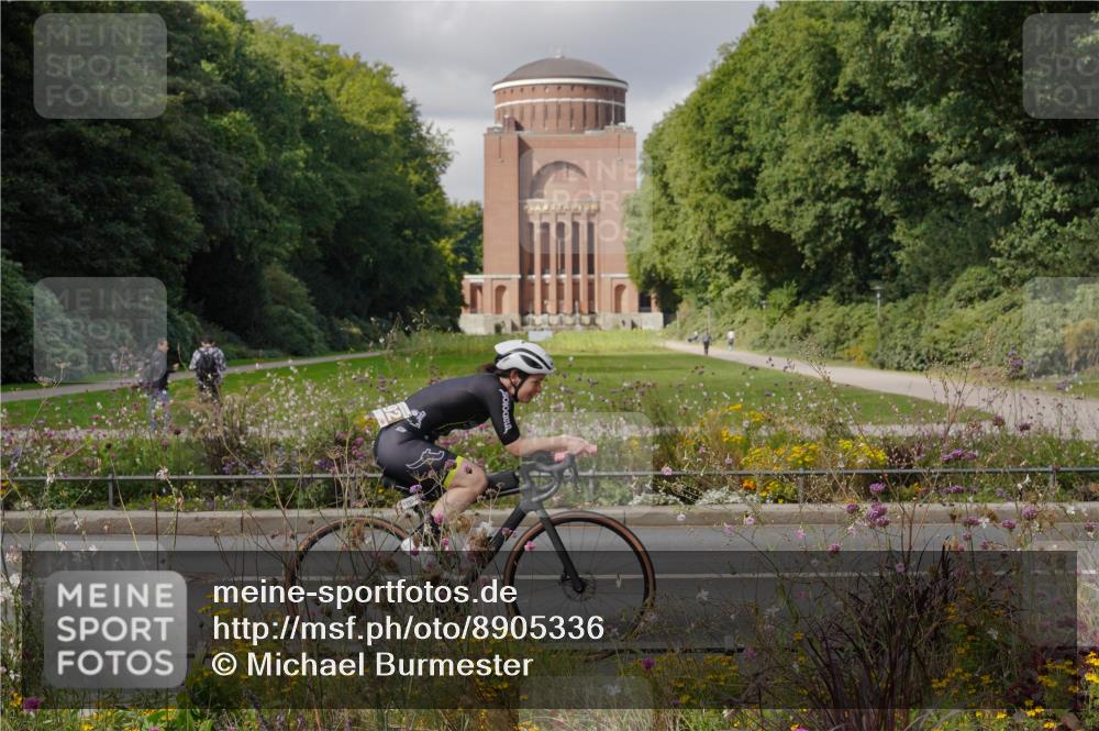 14.09.2025 - Stadtparktriathlon Michael Burmester http://msf.ph/oto/8905336 14.09.2025 12:15:29 Radfahren 1066, 1153, 1292, 1294, 1298 meine-sportfotos.de