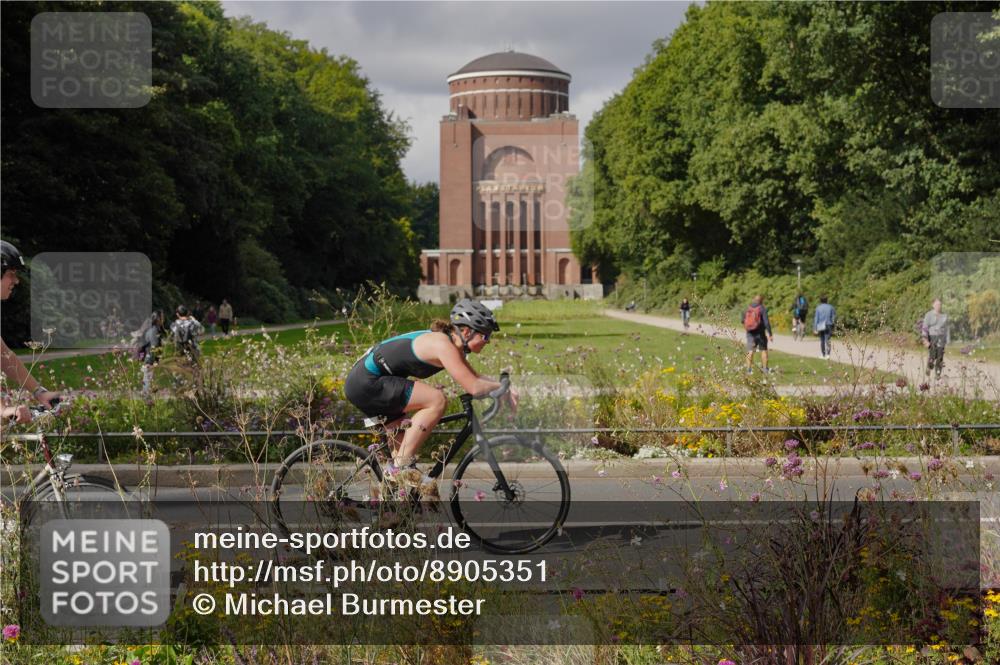14.09.2025 - Stadtparktriathlon Michael Burmester http://msf.ph/oto/8905351 14.09.2025 12:16:28 Radfahren 1057, 1098, 1150, 1182, 1187, 1208, 1287, 1301 meine-sportfotos.de